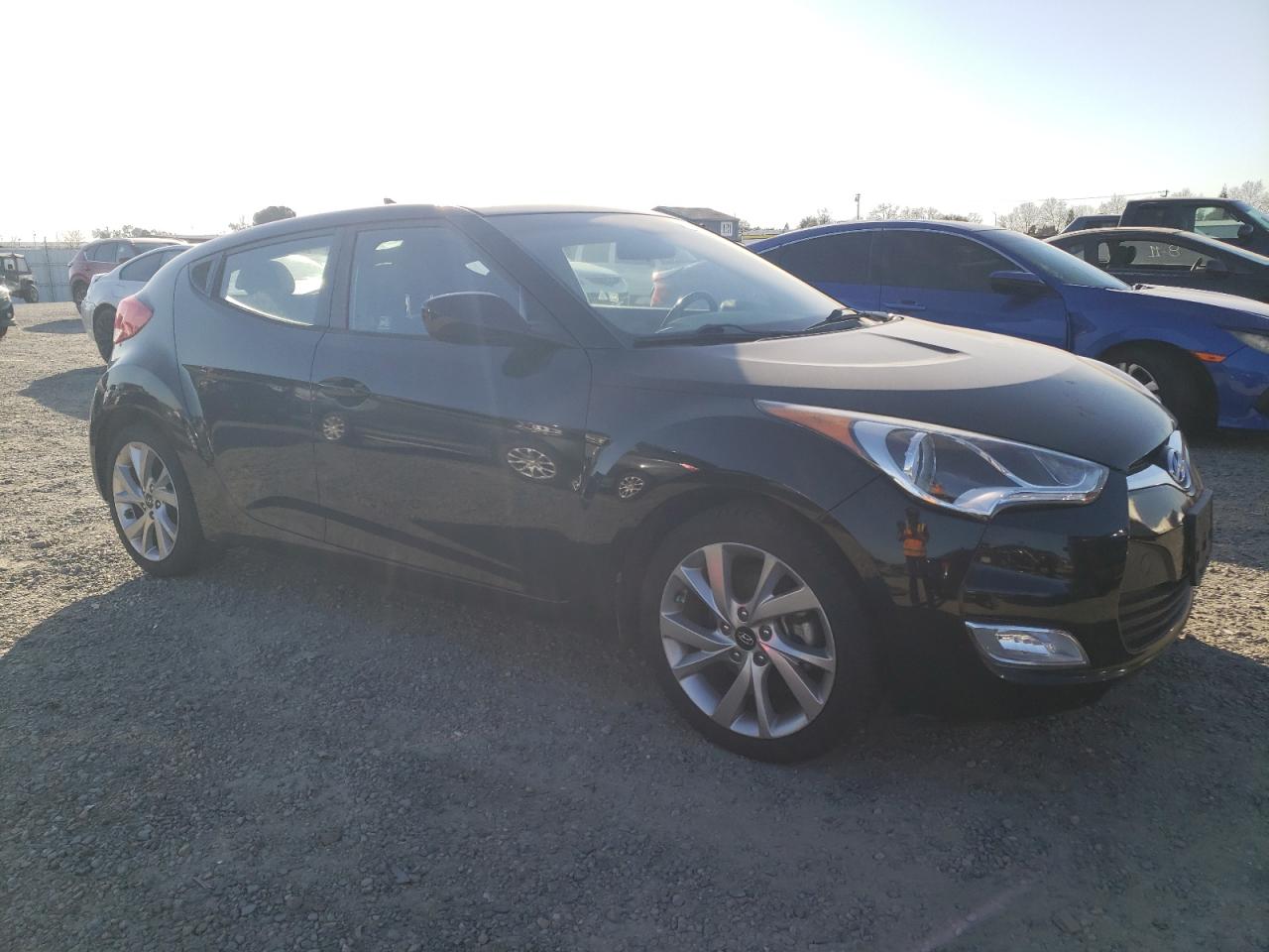 2017 Hyundai Veloster - Image 4