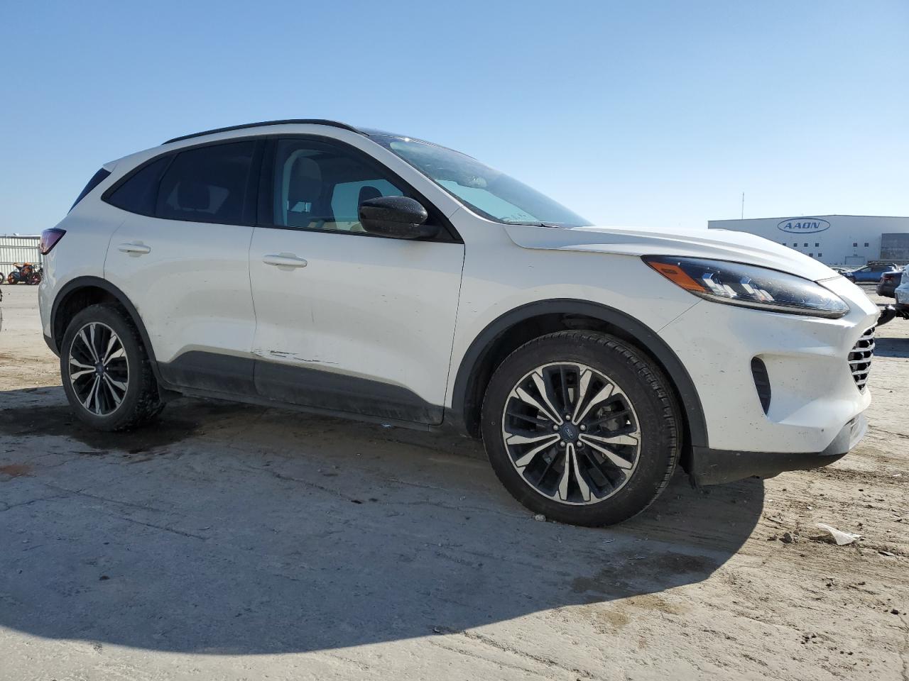 2022 Ford Escape - Image 4