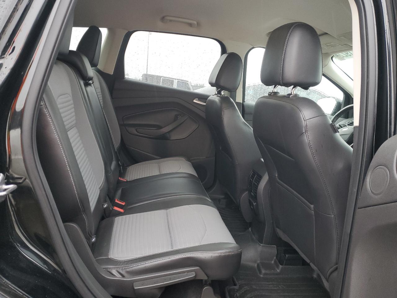 2017 Ford Escape - Image 10