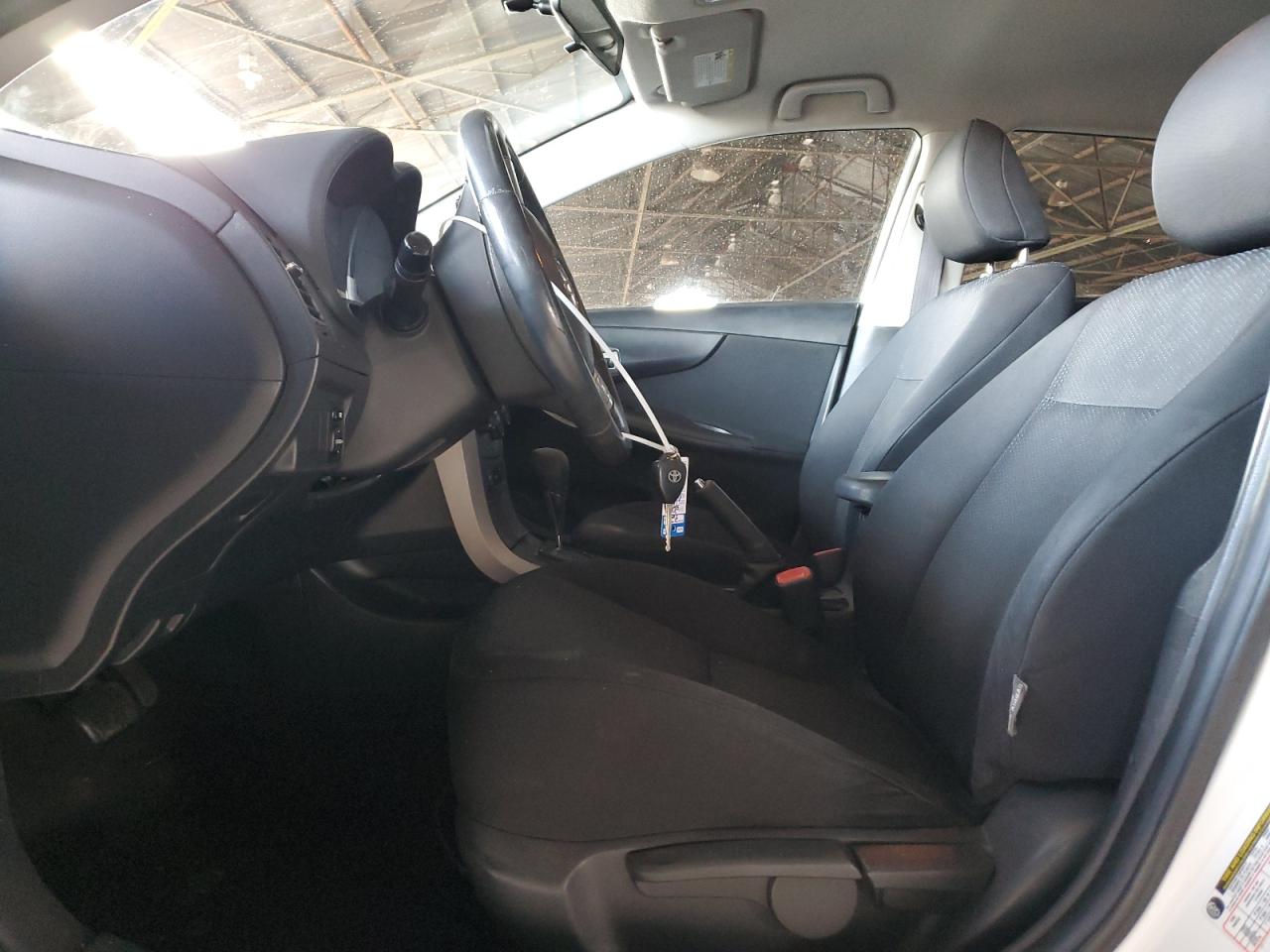 2009 Toyota Corolla - Image 7