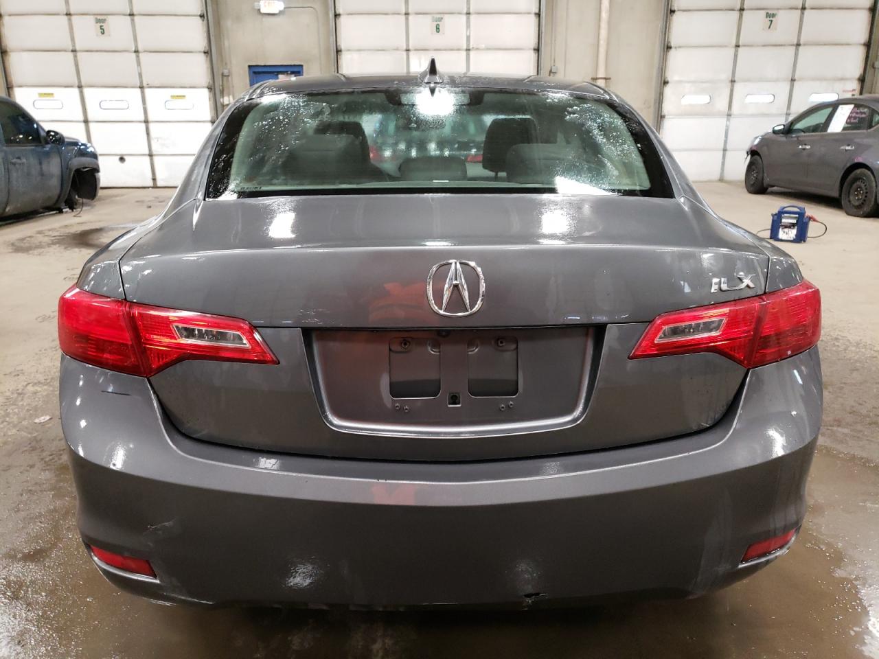 2013 Acura ILX - Image 6