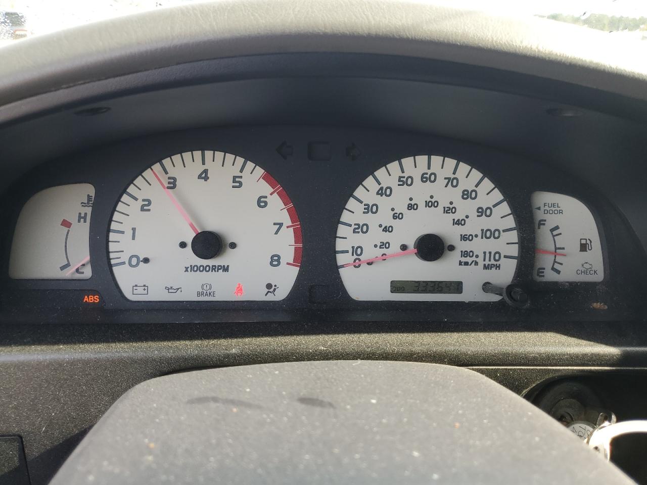 2004 Toyota Tacoma - Image 9
