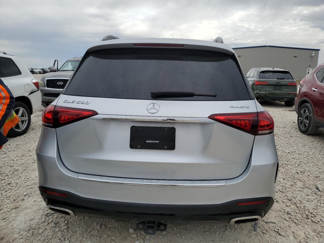 2021 Mercedes-Benz GLE - Image 6