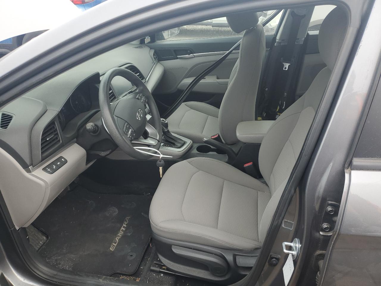 2019 Hyundai Elantra - Image 7