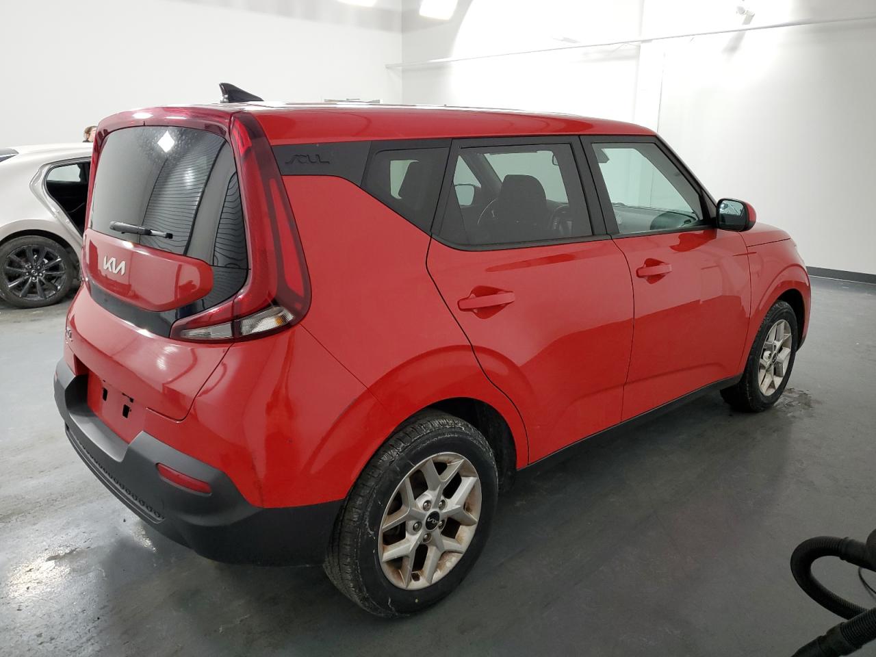 2022 Kia Soul - Image 3