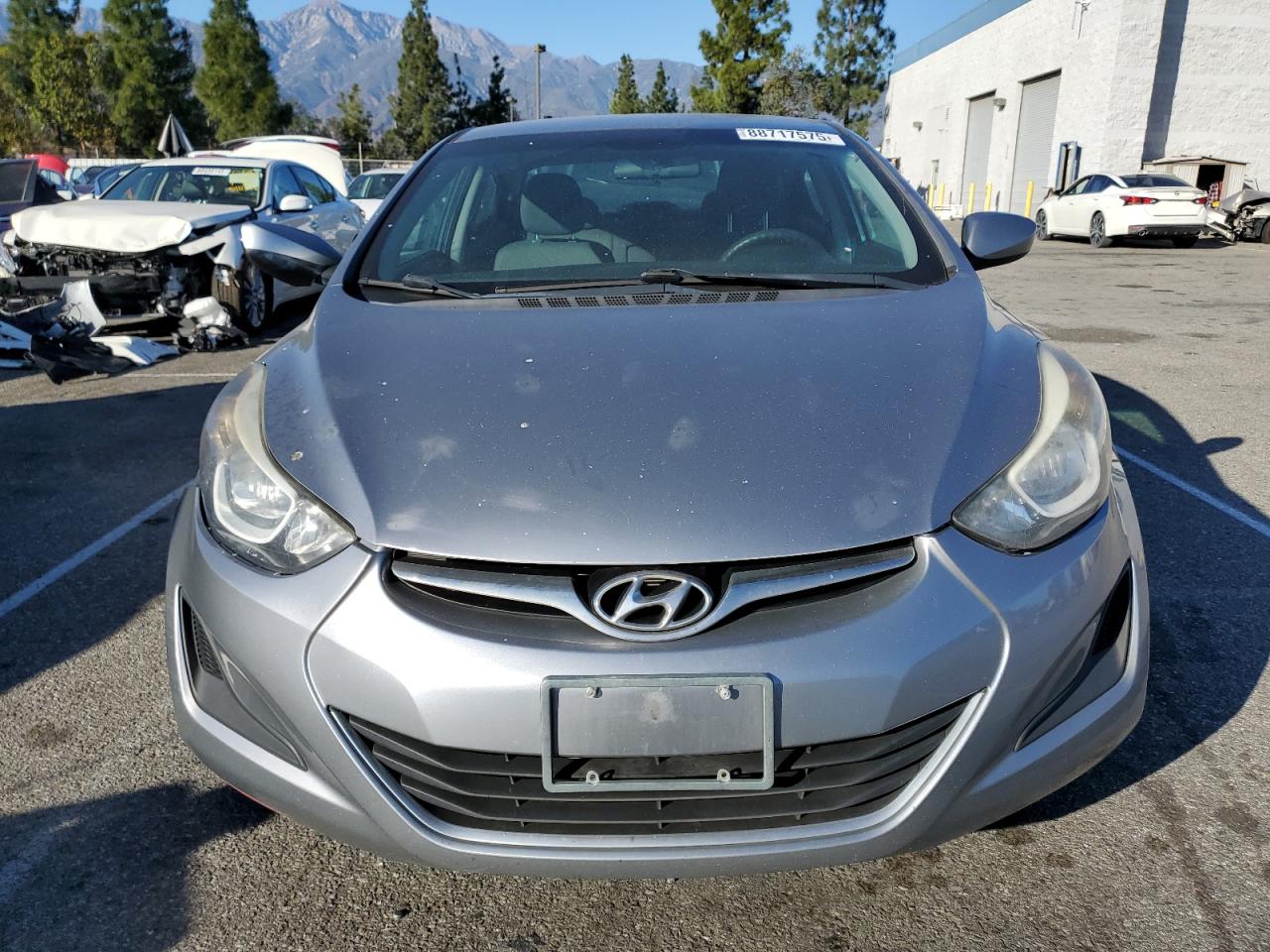 2015 Hyundai Elantra - Image 5