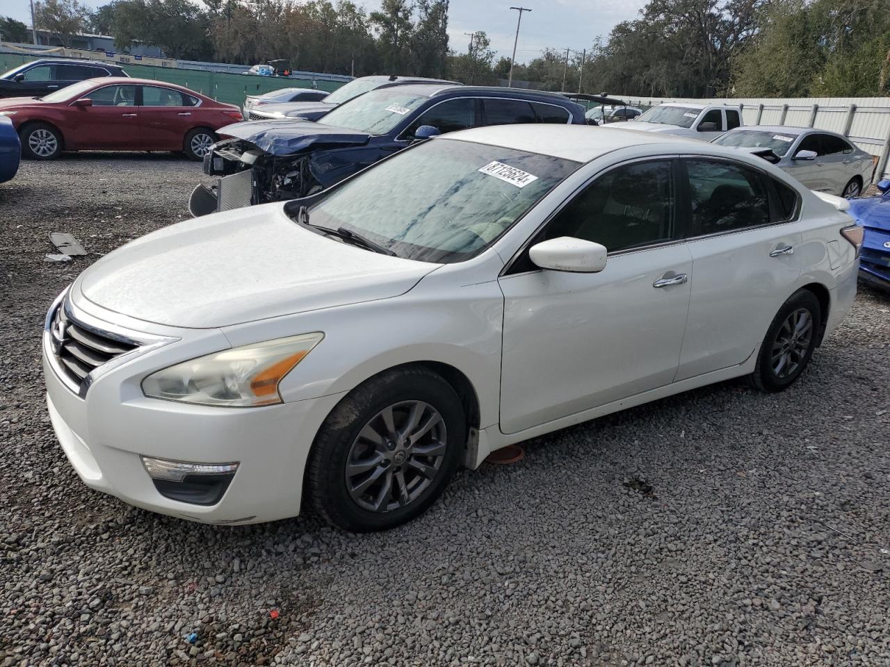 1N4AL3AP6FN402812 2015 NISSAN ALTIMA - Image 1