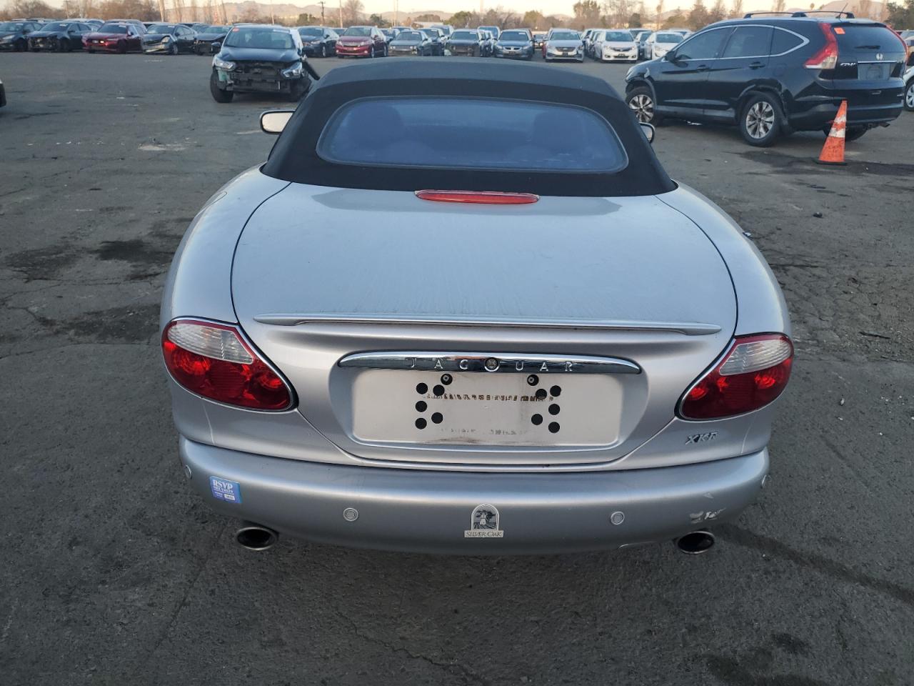 2002 Jaguar XKR - Image 6