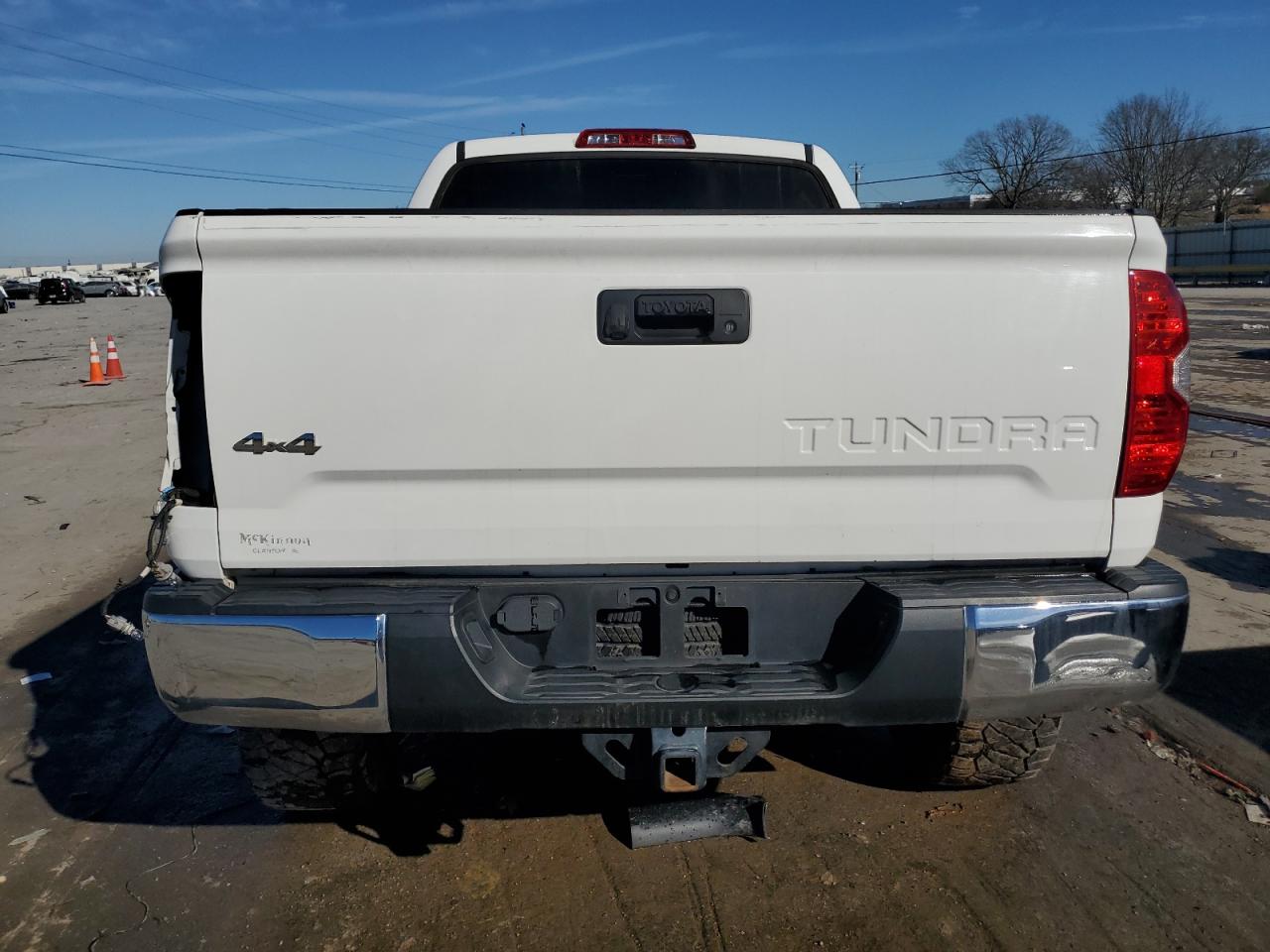2017 Toyota Tundra - Image 6