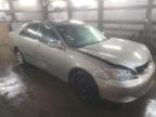 2003 Toyota Camry Le na sprzedaż w Pekin, IL - Front End