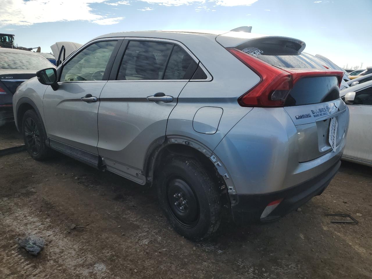 2019 Mitsubishi Eclipse - Image 2
