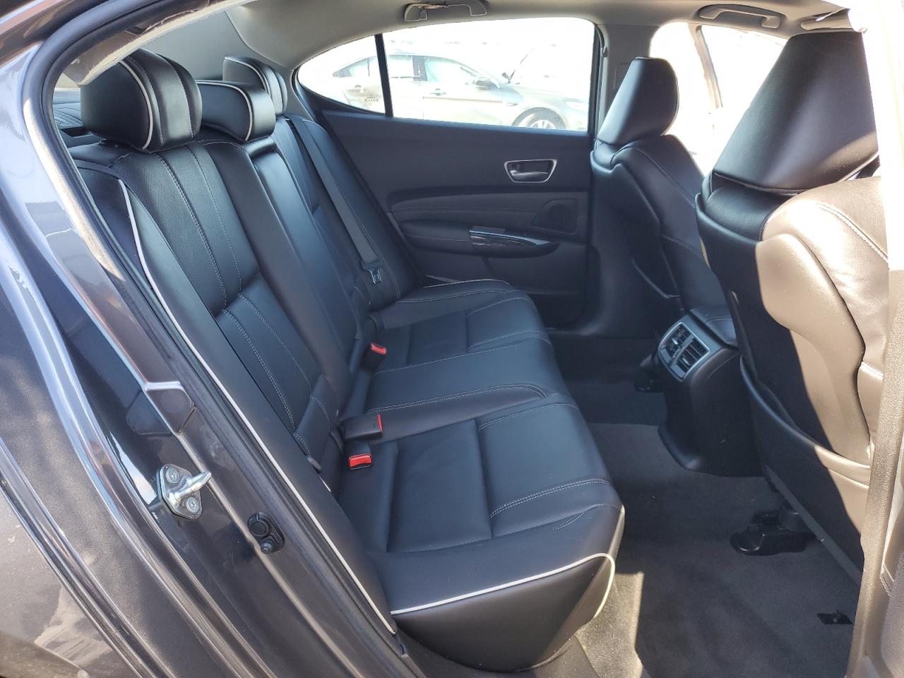 2019 Acura TLX - Image 11