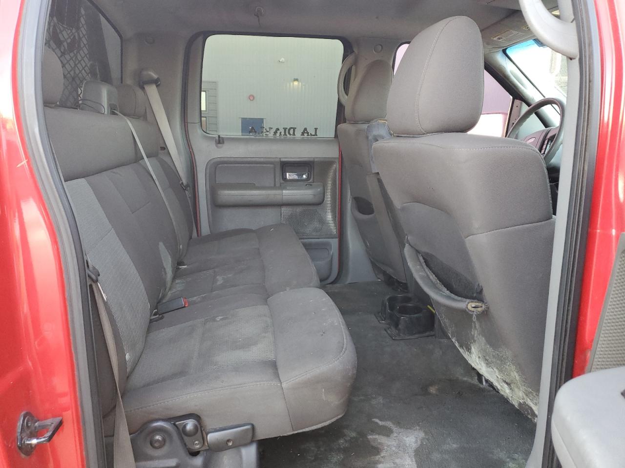 2005 Ford F-150 - Image 10