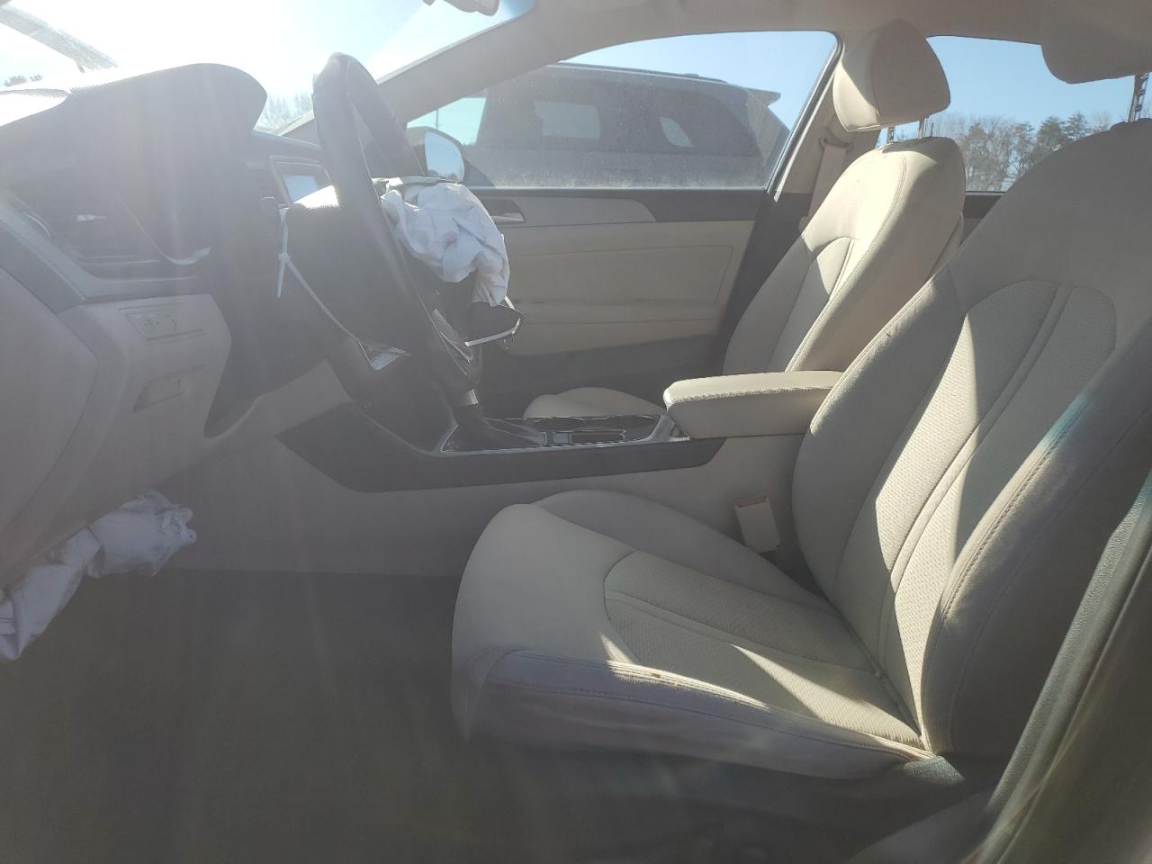 2019 Hyundai Sonata - Image 7