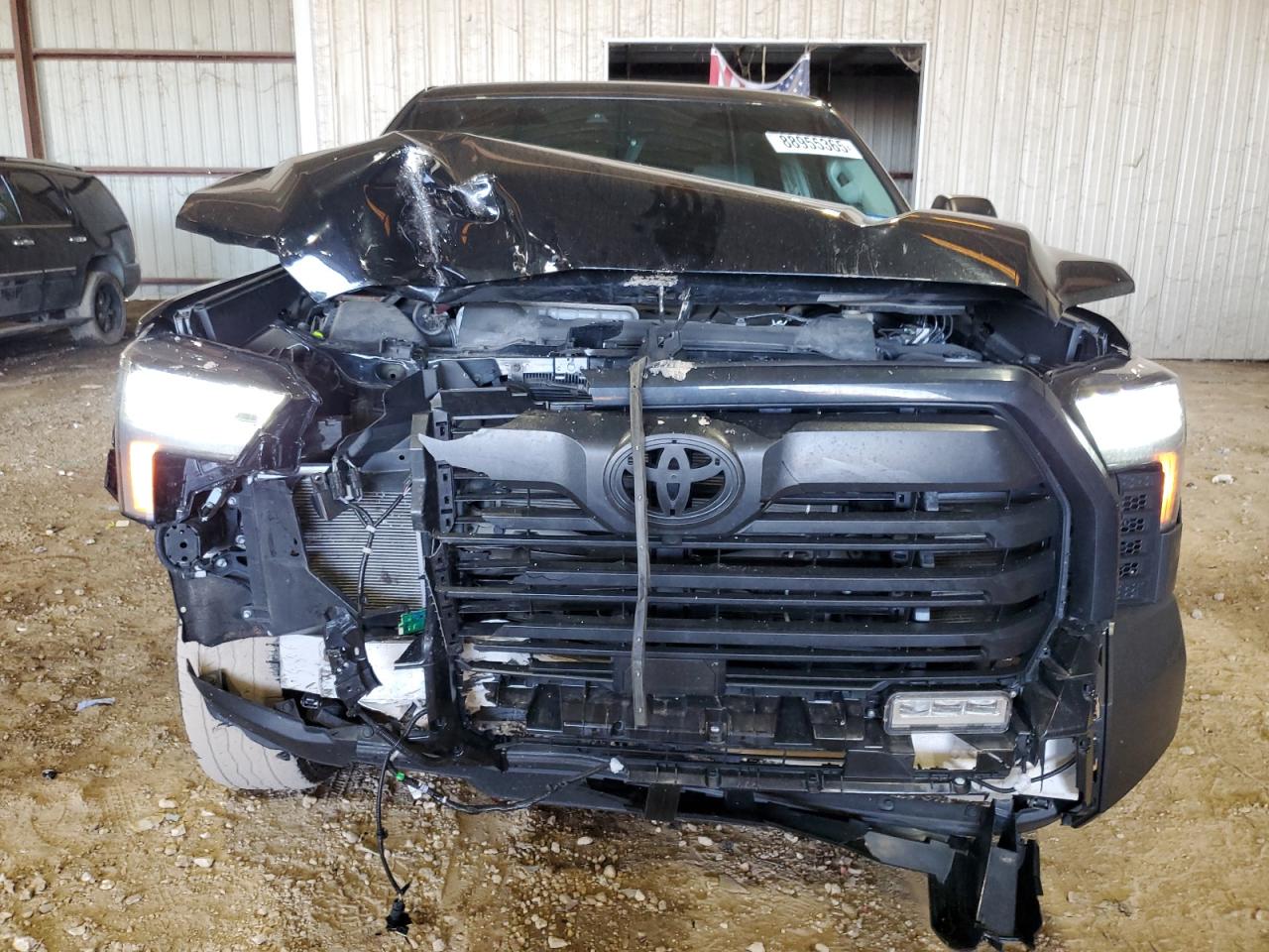 2023 Toyota Tundra - Image 5