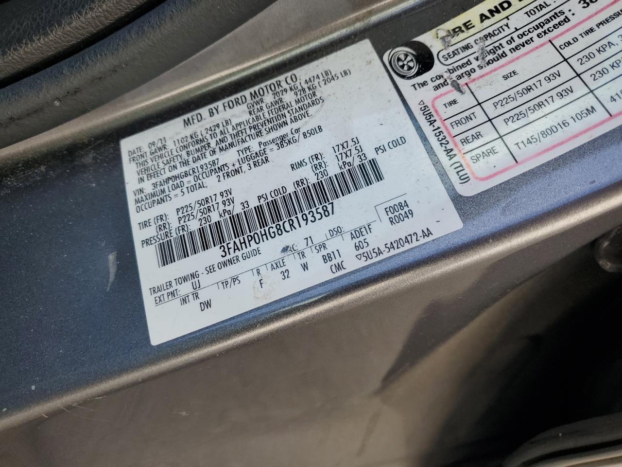 2012 Ford Fusion - Image 12