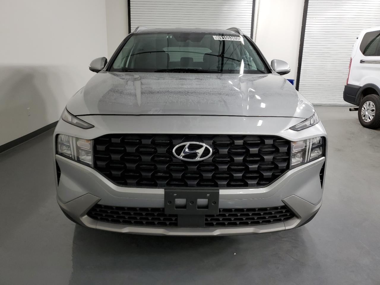 2023 Hyundai Santa Fe - Image 5