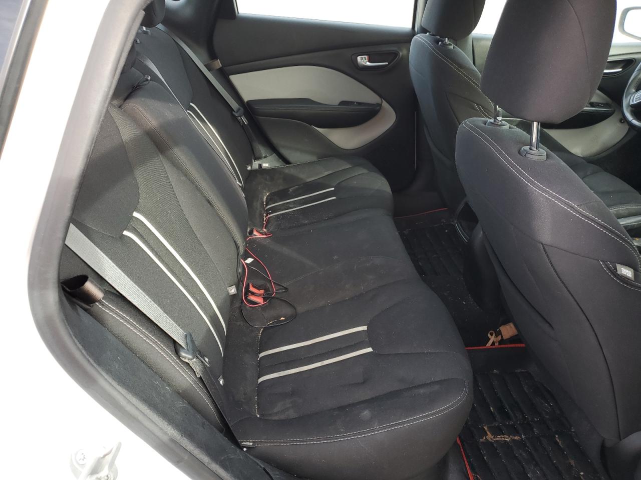 2014 Dodge Dart - Image 11