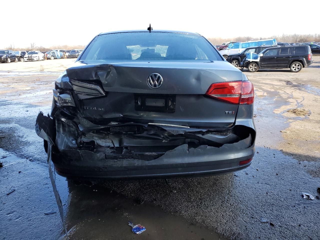 2015 Volkswagen Jetta - Image 6