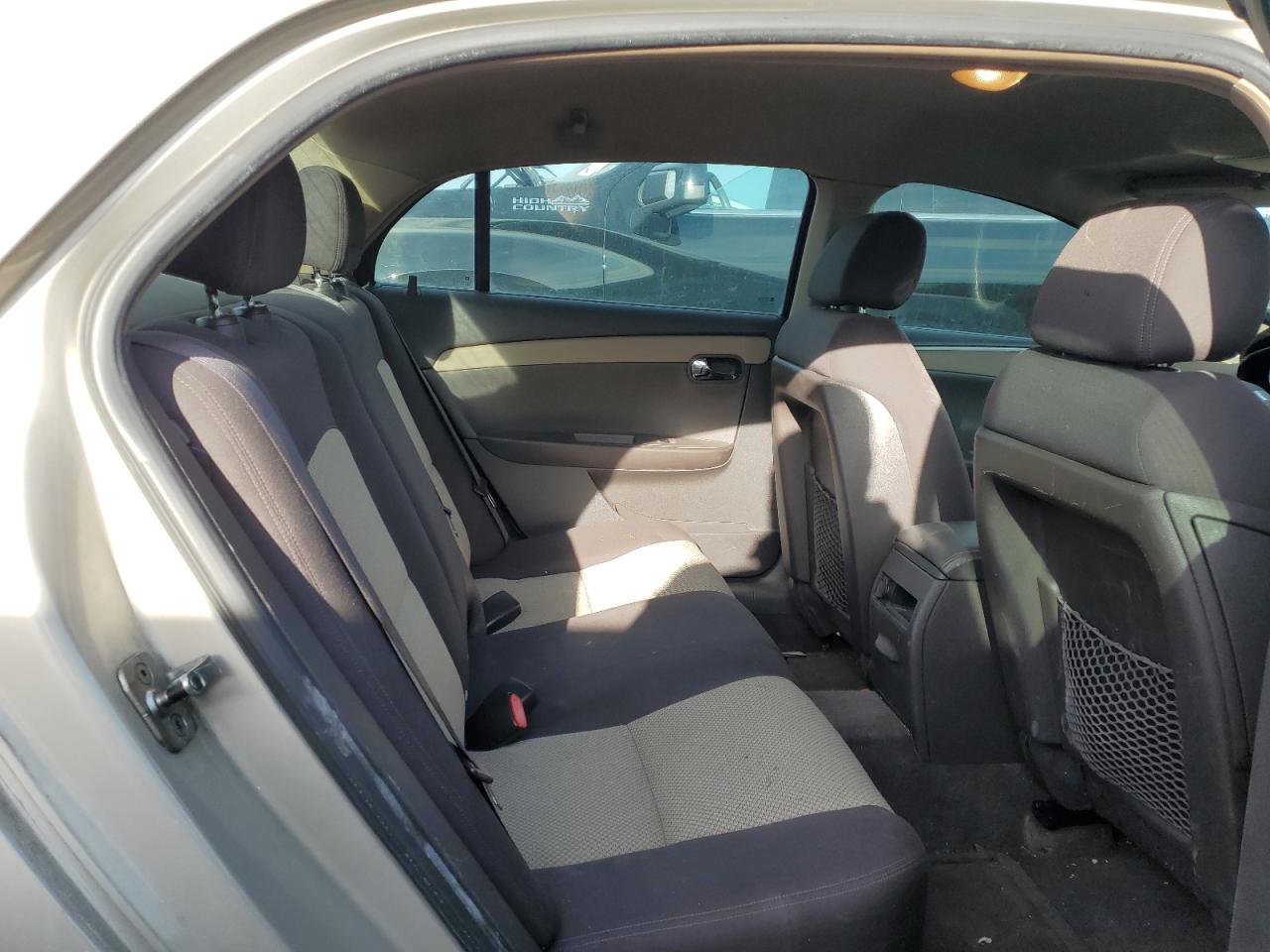 2009 Chevrolet Malibu - Image 10