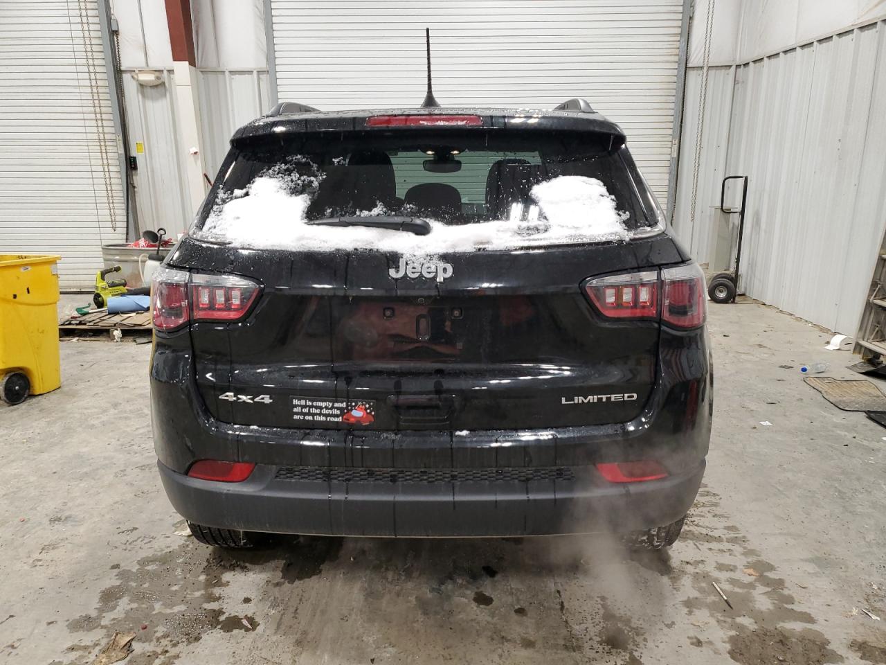 2017 Jeep Compass - Image 6