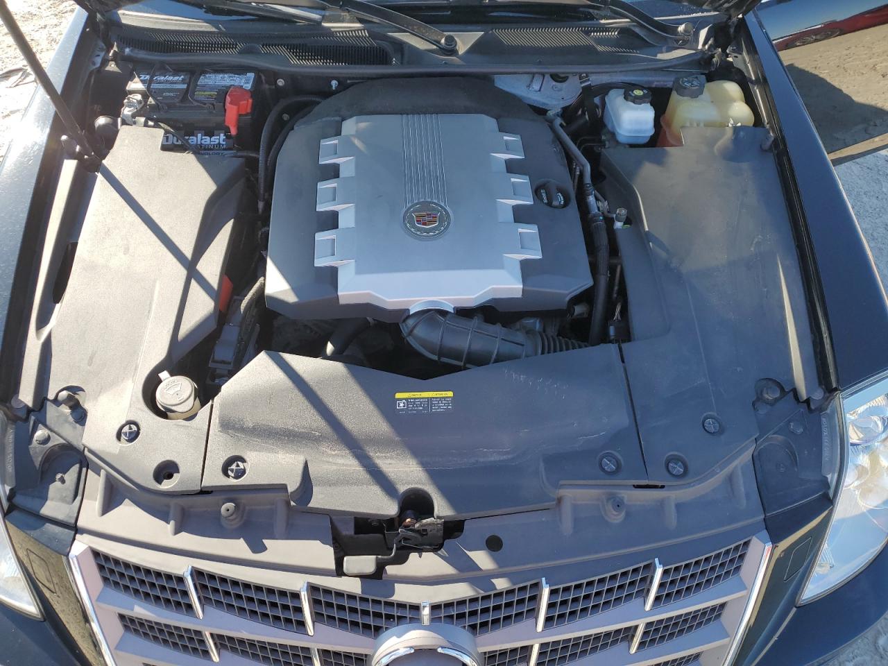 2009 Cadillac STS - Image 12