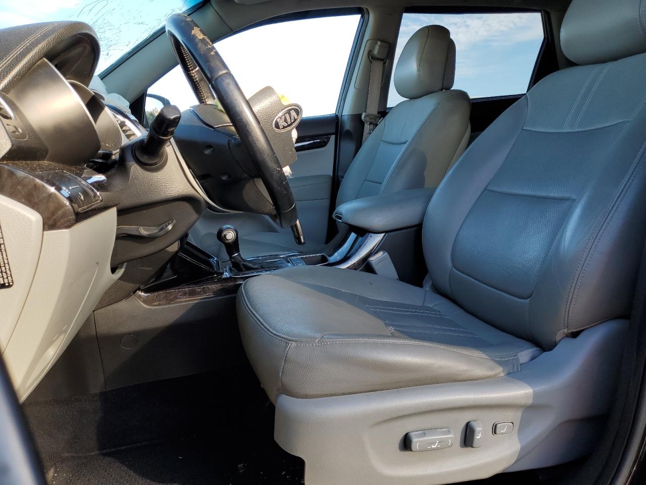 2014 Kia Sorento - Image 7