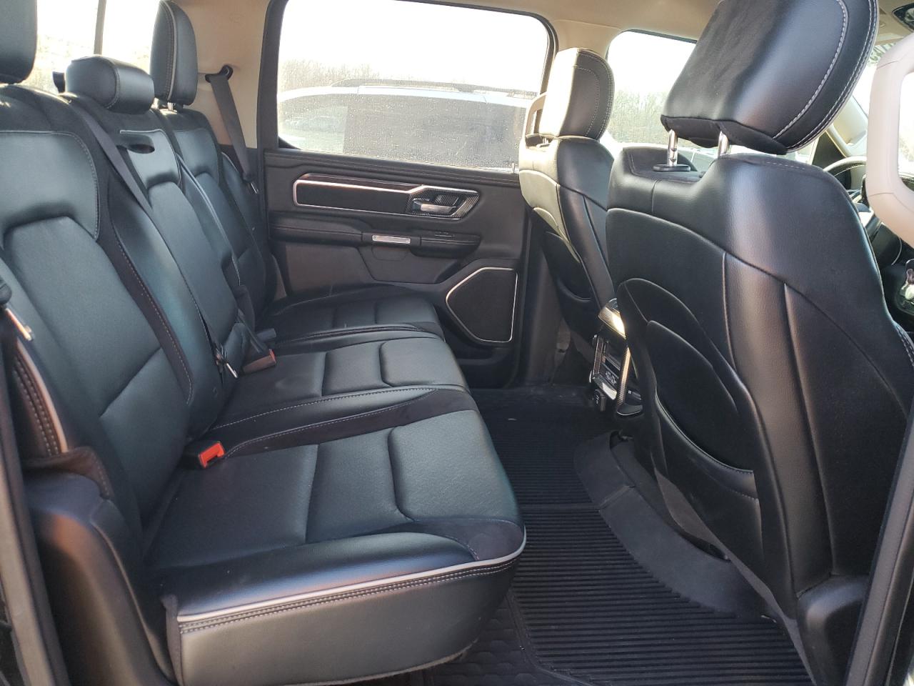 2020 RAM 1500 - Image 10