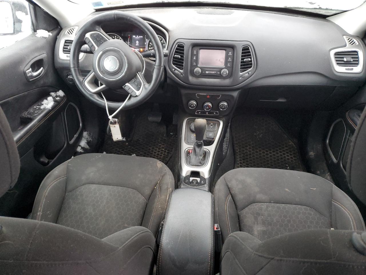 2017 Jeep Compass - Image 8