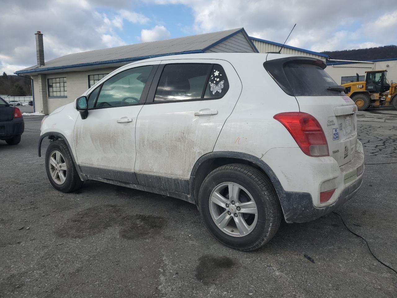 2020 Chevrolet Trax - Image 2