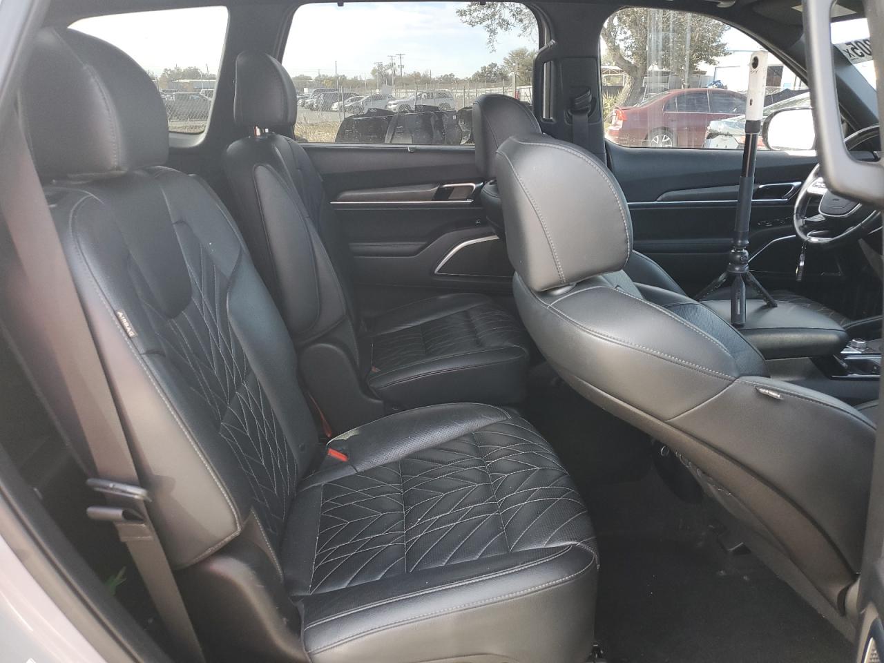 2023 Kia Telluride - Image 11