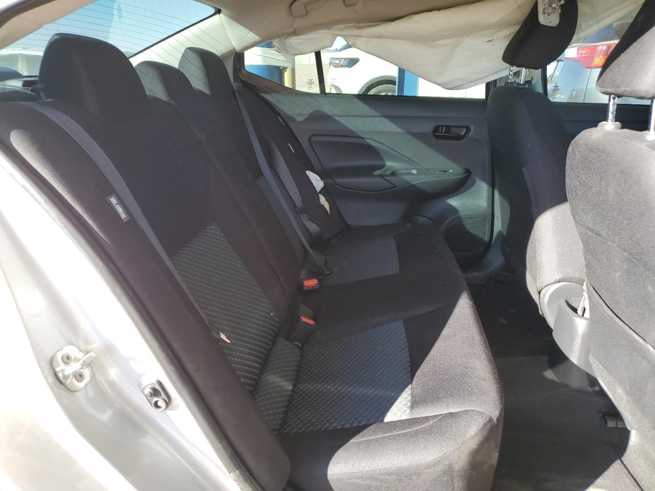 2021 Nissan Versa - Image 11