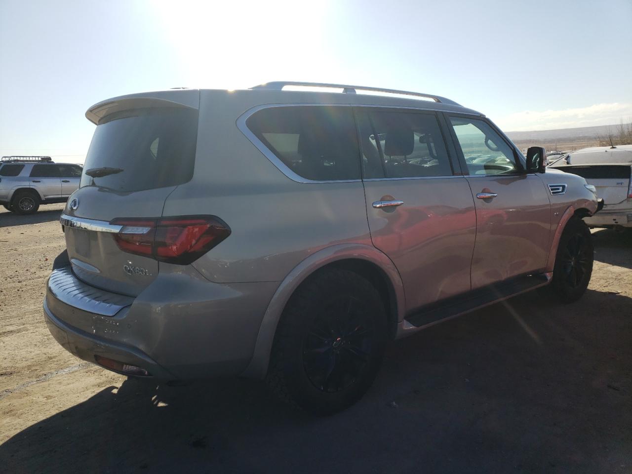 2019 Infiniti QX80 - Image 3