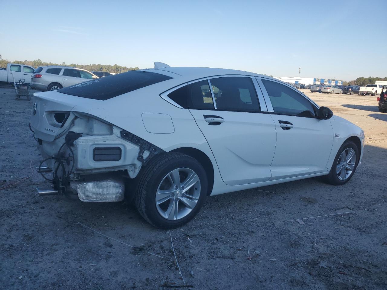 2020 Buick Regal - Image 3