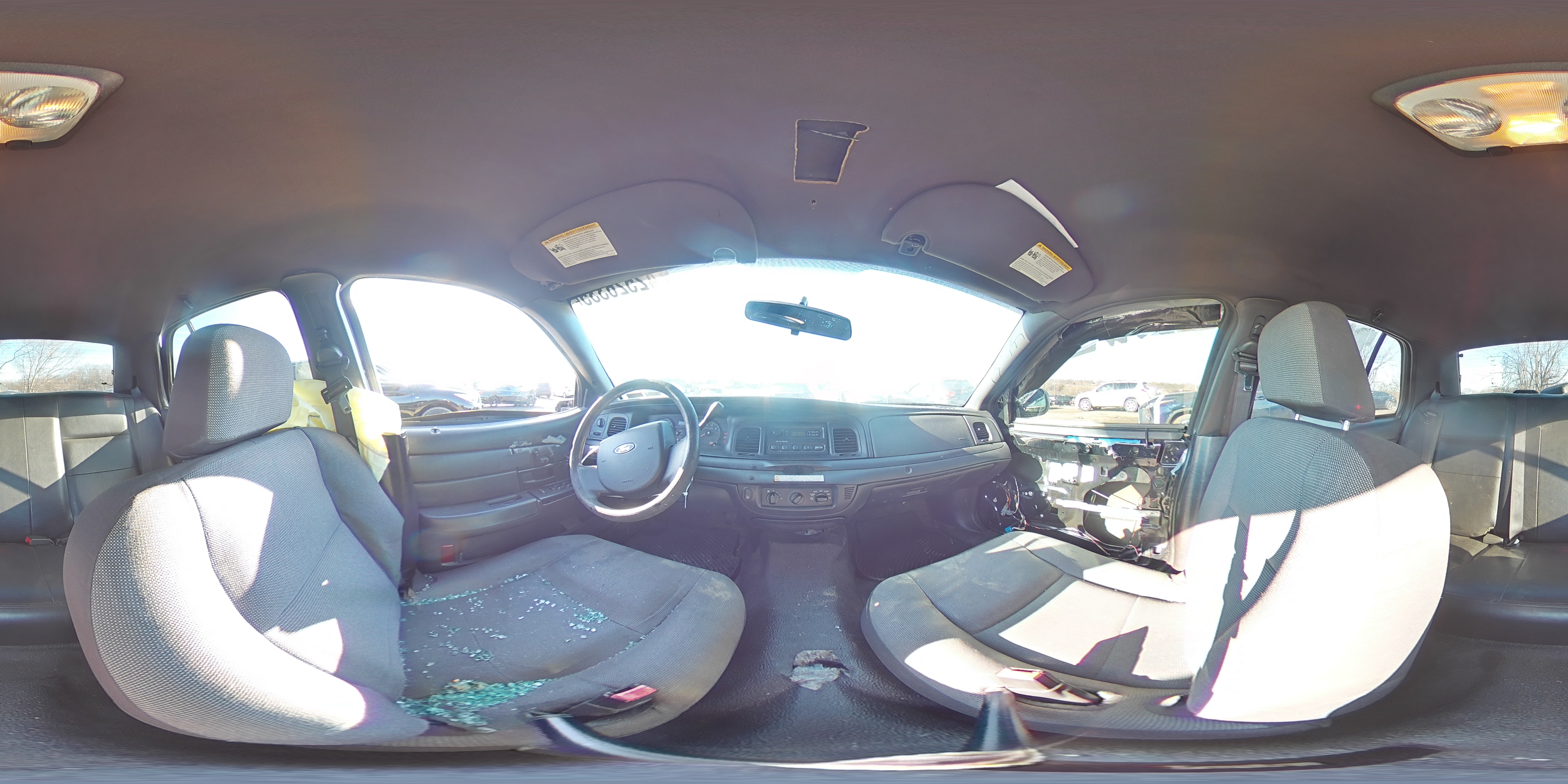 2008 Ford Crown Victoria - Image 13