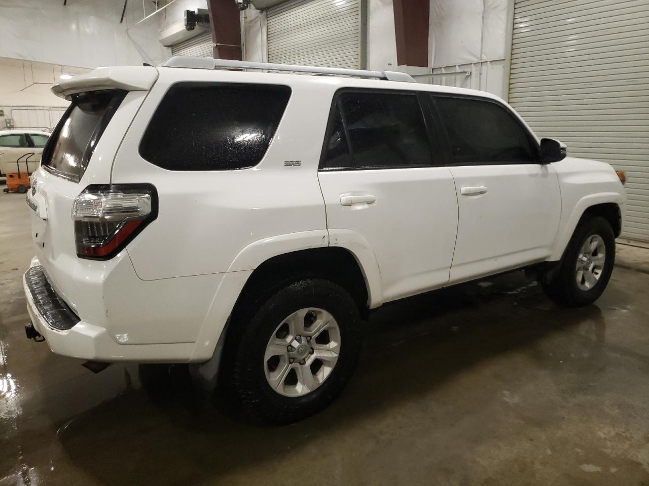 2015 Toyota 4Runner - Image 3