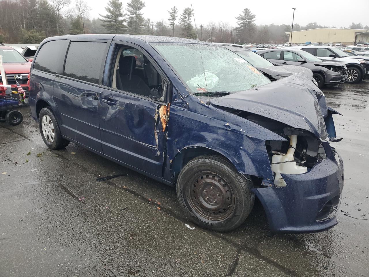 2012 Dodge Caravan - Image 4
