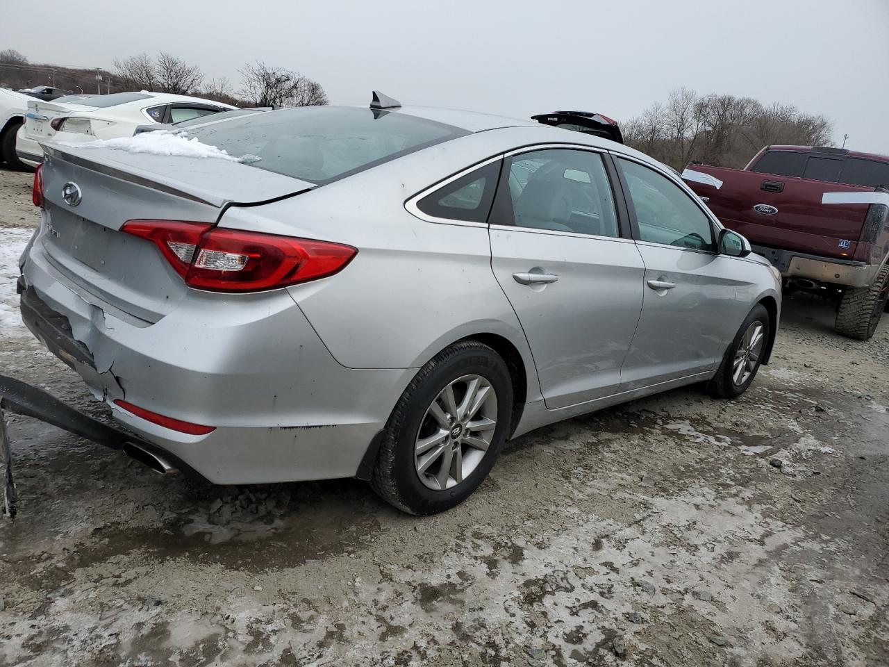 2017 Hyundai Sonata - Image 3