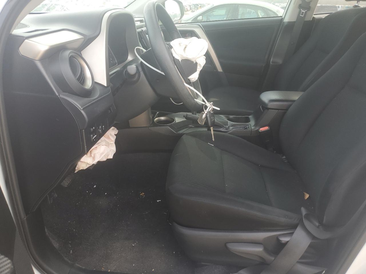 2014 Toyota RAV 4 - Image 7