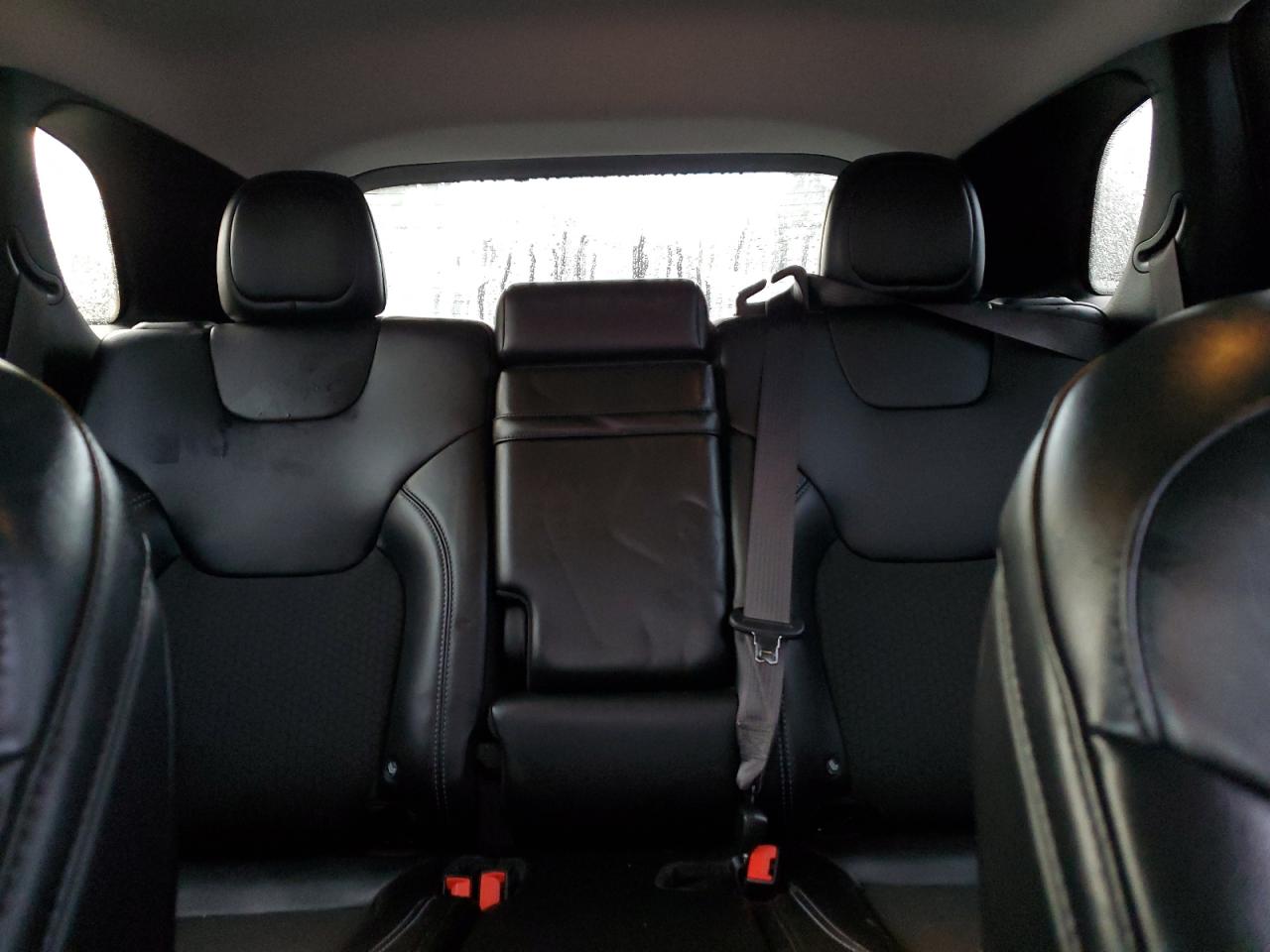 2019 Jeep Grand Cherokee - Image 10