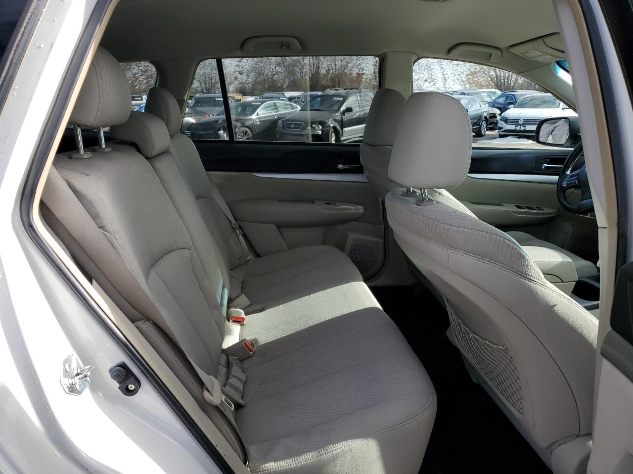 2012 Subaru Outback - Image 11