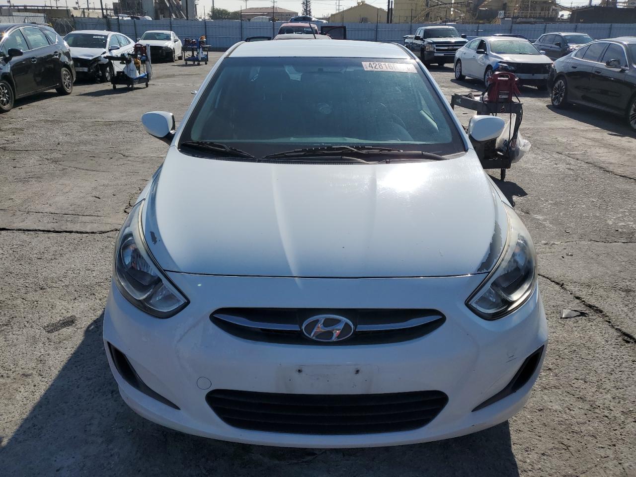 2015 Hyundai Accent - Image 5