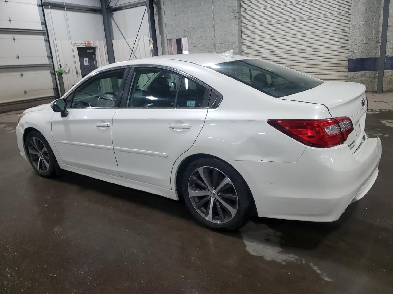 2016 Subaru Legacy - Image 2