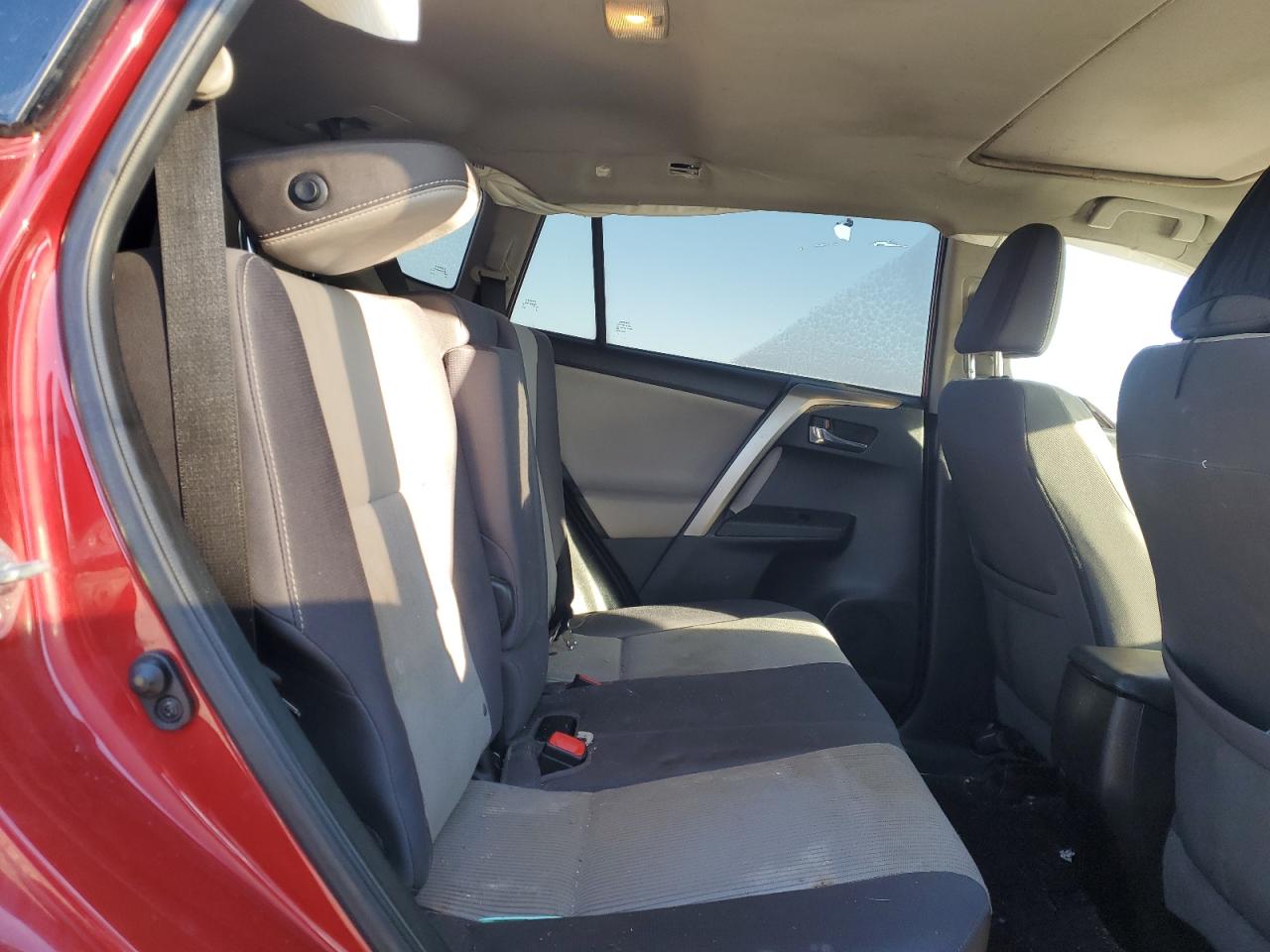 2015 Toyota RAV 4 - Image 12