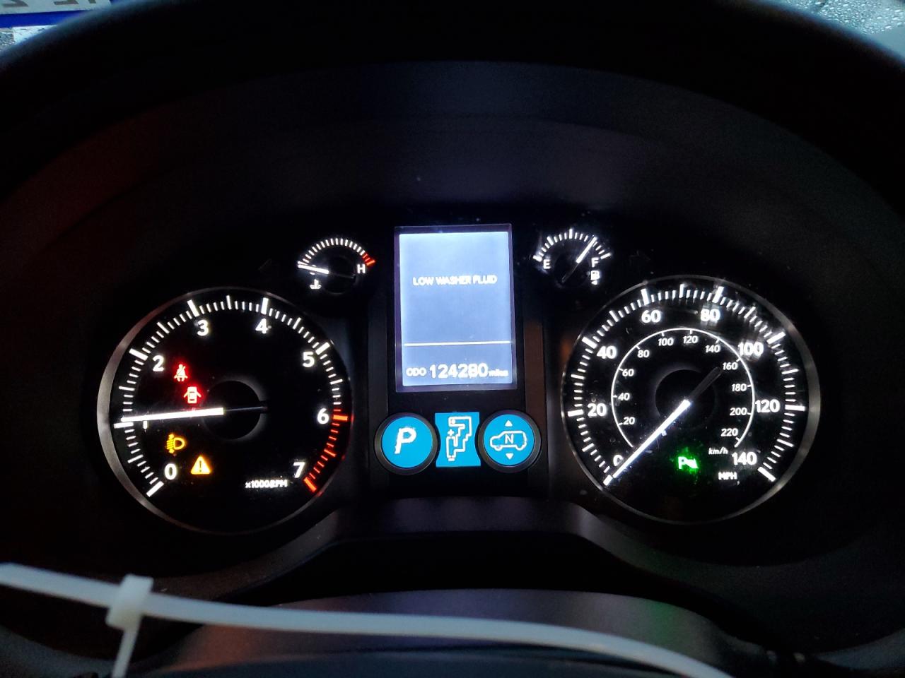 2016 Lexus GX - Image 9