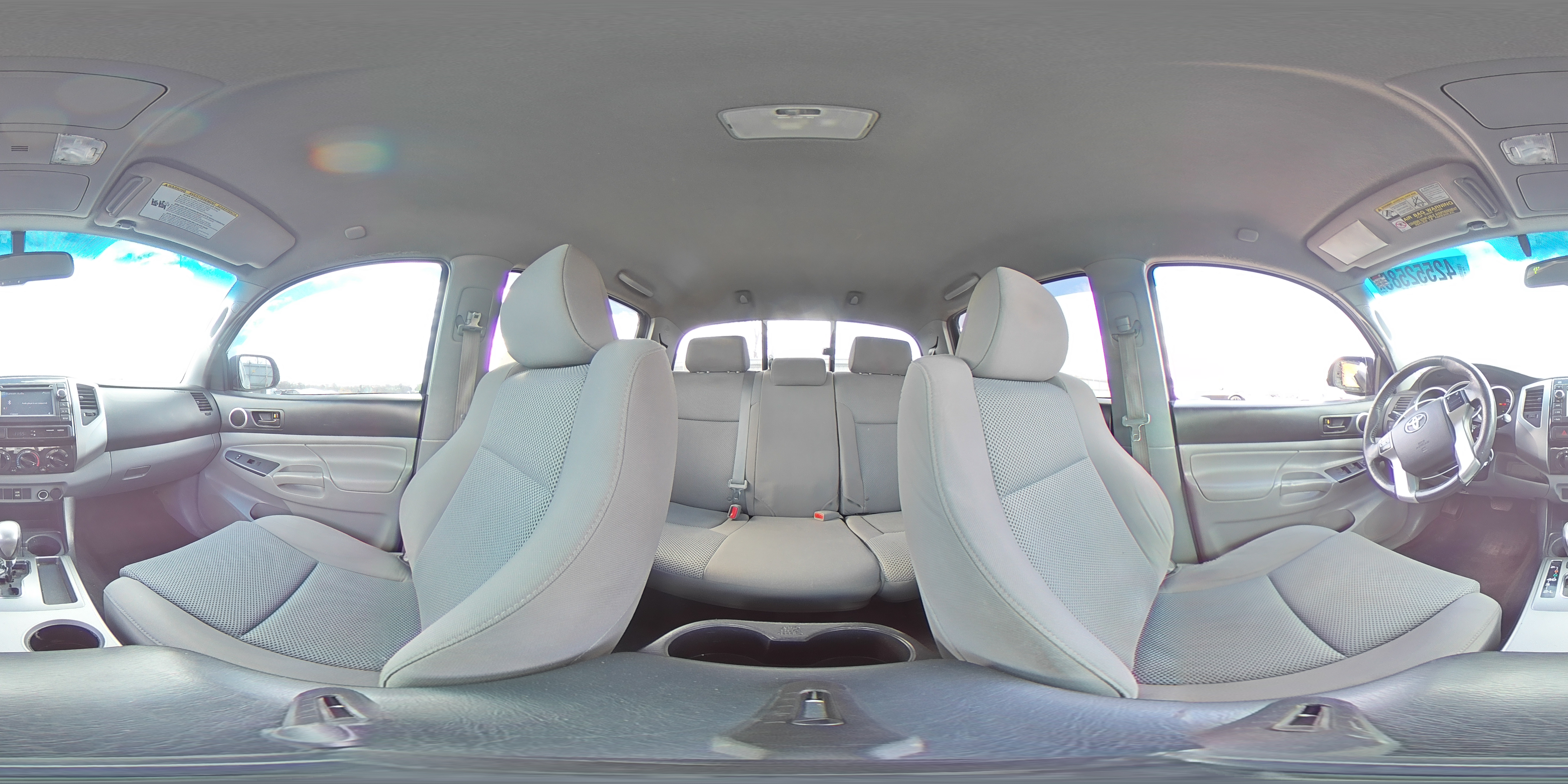 2013 Toyota Tacoma - Image 12