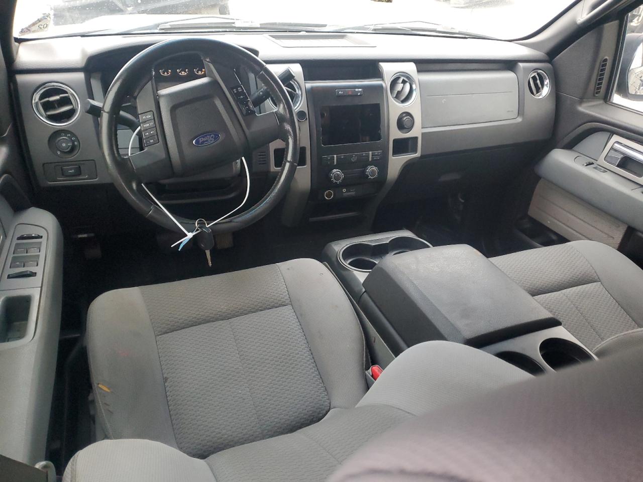 2011 Ford F-150 - Image 8