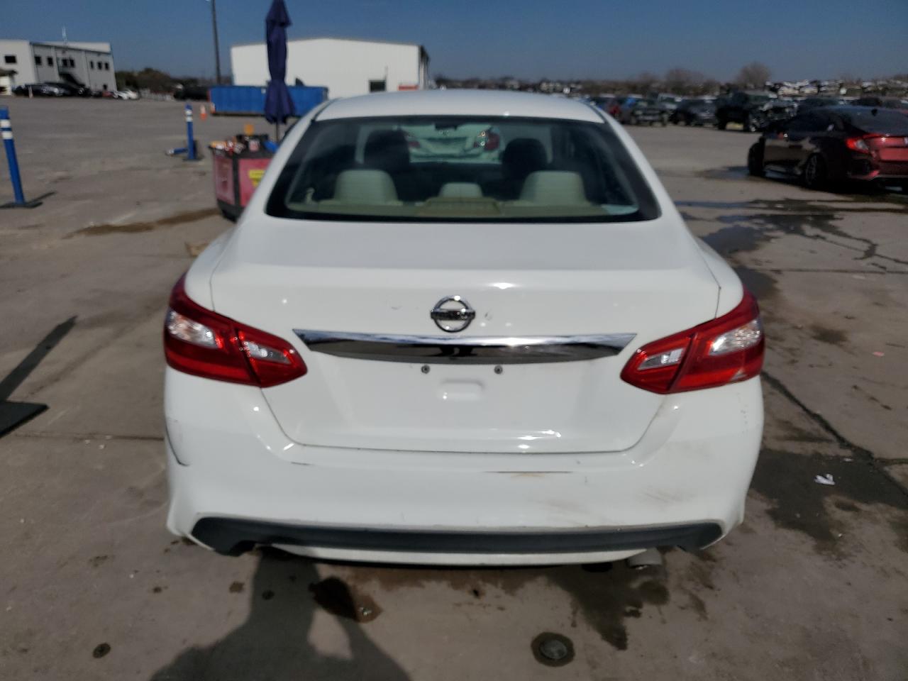 2017 Nissan Altima - Image 6