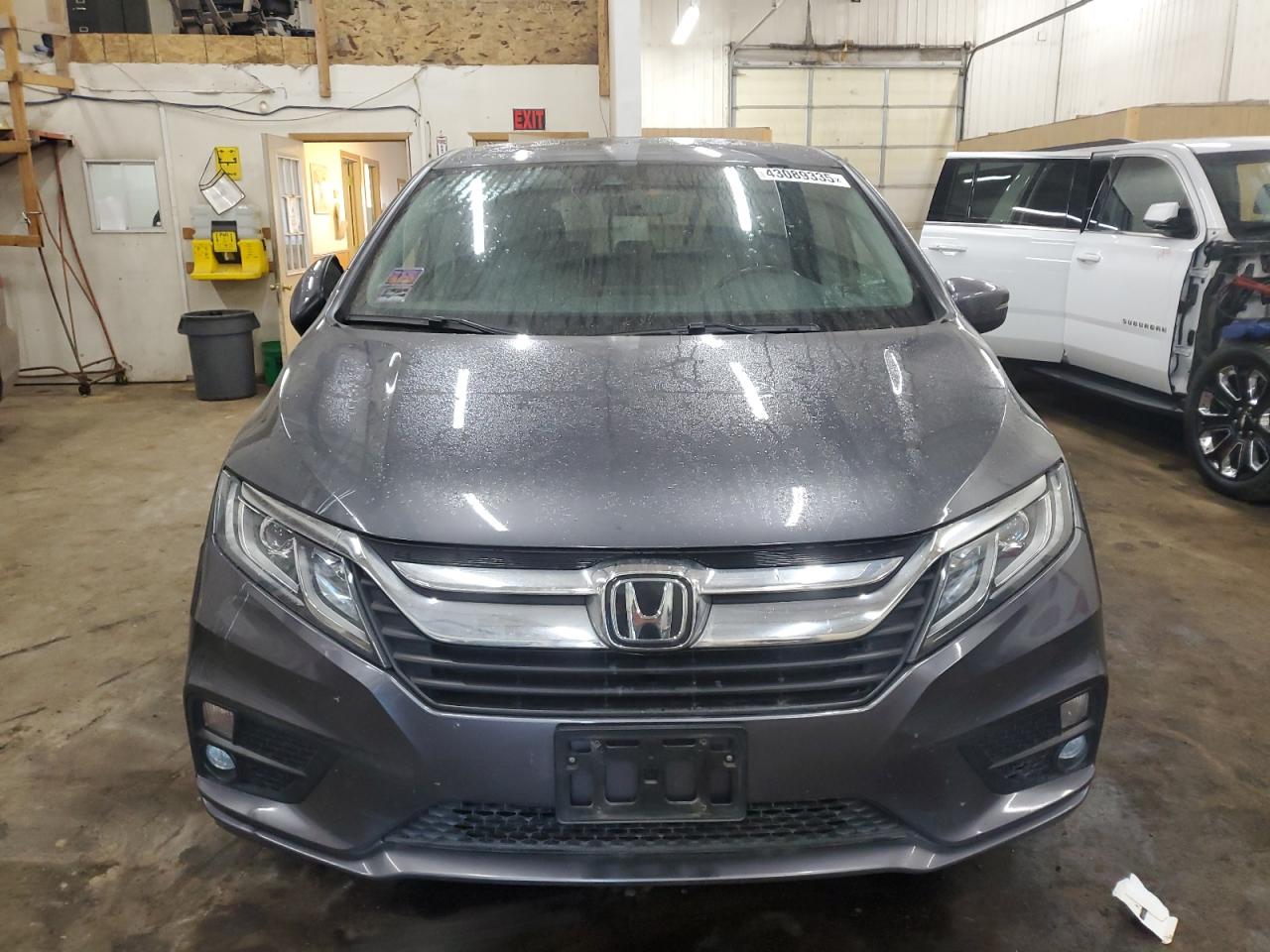 2018 Honda Odyssey - Image 5