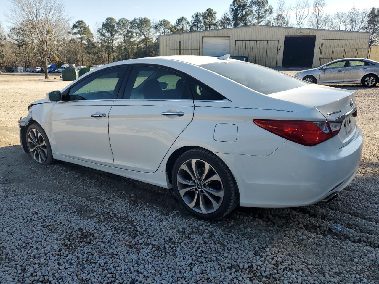 2013 Hyundai Sonata - Image 2